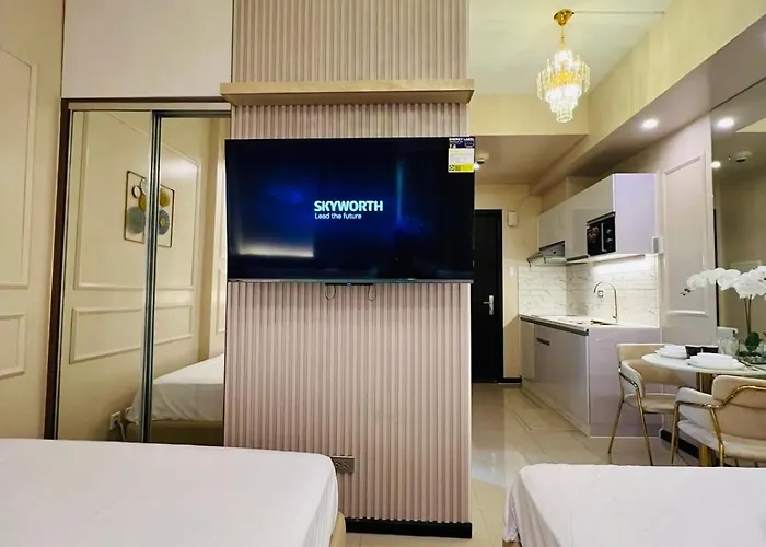 88 Family Radiance Bay * Manila